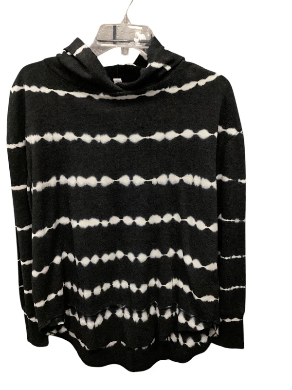 surf trend sweatshirts -Sweatshirt Hoodie By Peyton Jensen In Black, Size: S