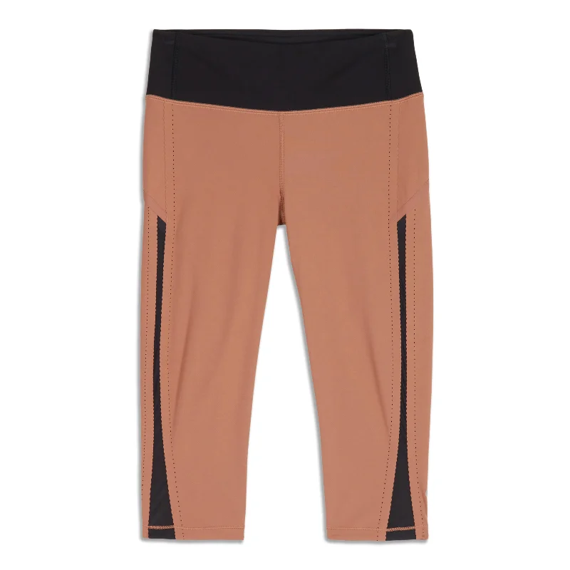 relaxed fit cargo pants -Smooth Stride Crop - Resale