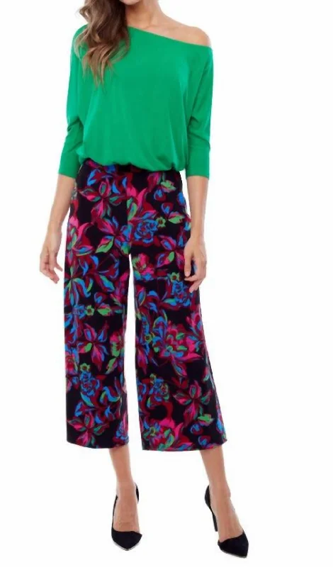 flared hem pants -Wide Crop Pant In Ibiza Print